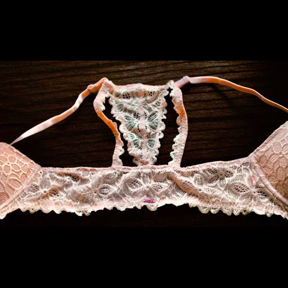 34D VS PINK Date Racerback - Picture 6 of 7